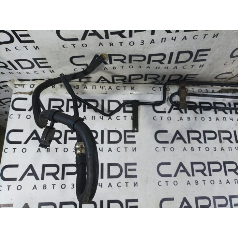 Трубка масляная (двигатель и элементы) Ford Transit Connect 1 2005 1.8L 1329670