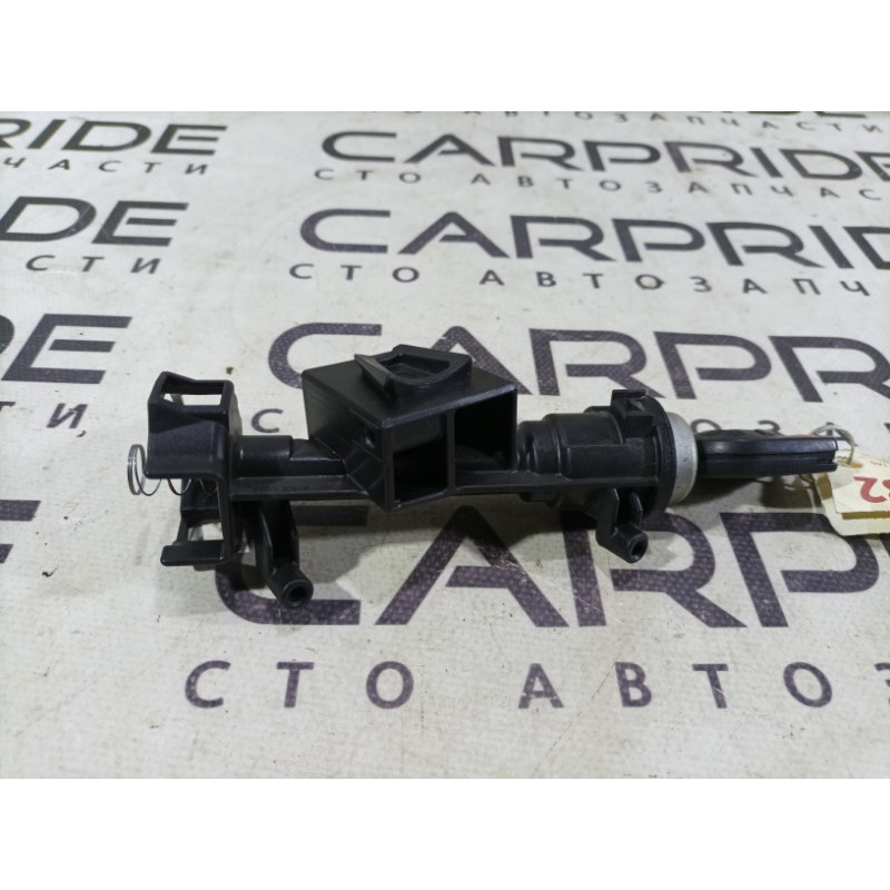 Замок зажигания (электрика) Ford Focus MK3 bv6n3f642