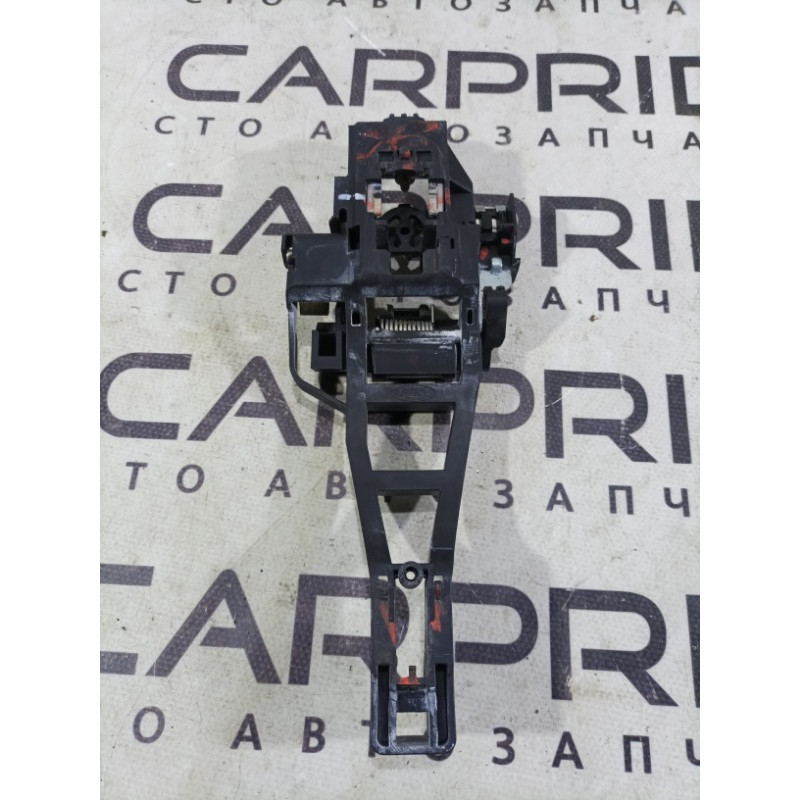 Кронштейн ручки дверей (кузов і елементи) FORD Focus MK3 2013 2.0 cm51a224a36ca
