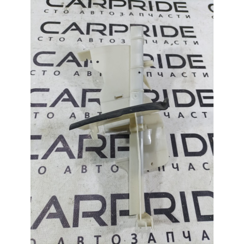 Направляющая стекла двери (кузов и элементы) FORD Focus MK3 2013 2.0 cm51a219a64fc