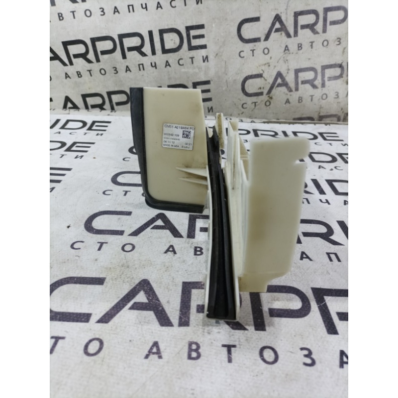 Направляющая стекла двери (кузов и элементы) FORD Focus MK3 2013 2.0 cm51a219a64fc