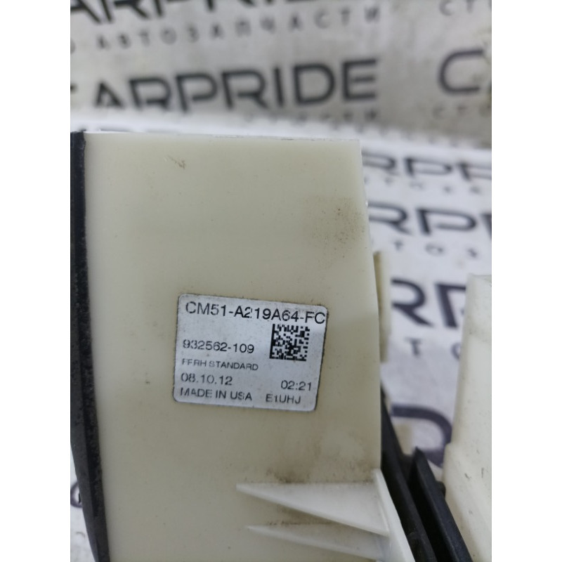 Направляющая стекла двери (кузов и элементы) FORD Focus MK3 2013 2.0 cm51a219a64fc