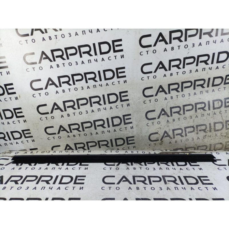 Молдинг стекла внутренний (наружные элементы кузова) FORD Focus MK3 2013 2.0 DM5Z5821456A