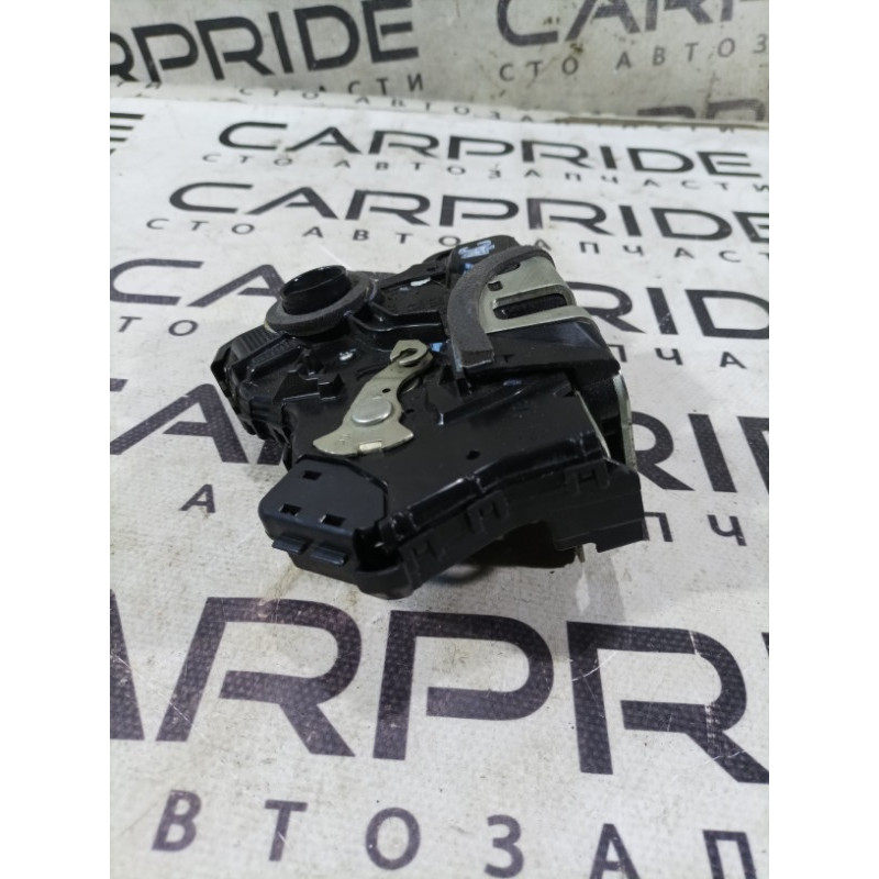 Замок двери (кузов и элементы) Hyundai Sonata LF 81320c1010