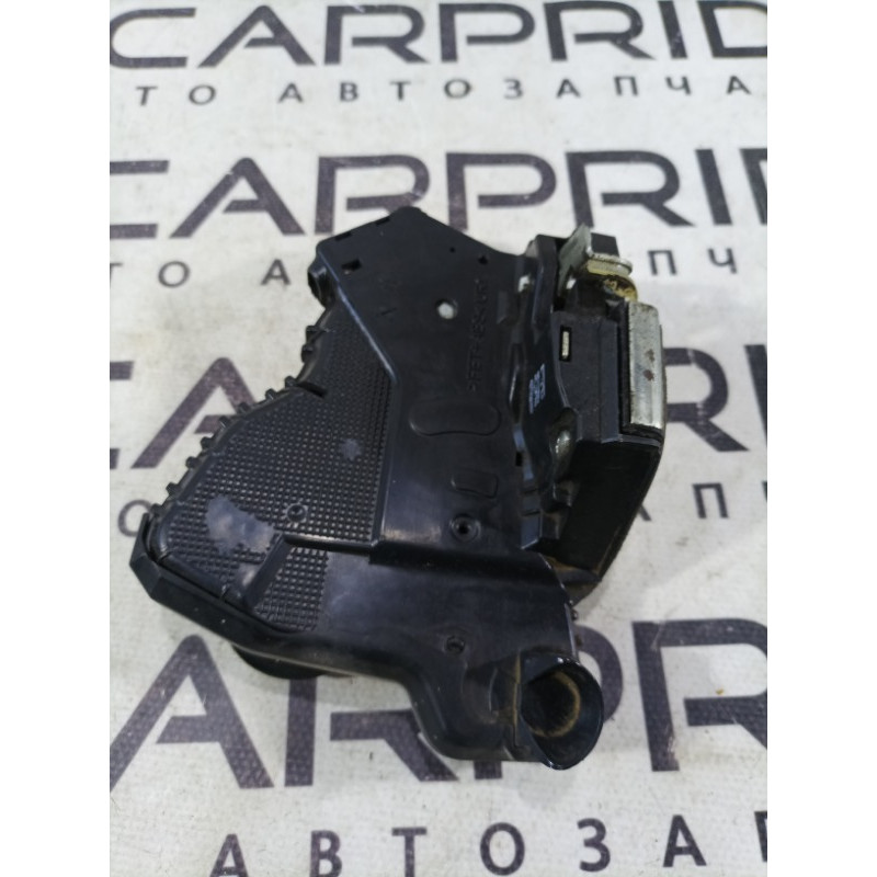 Замок двери (кузов и элементы) Hyundai Sonata LF 81320c1010