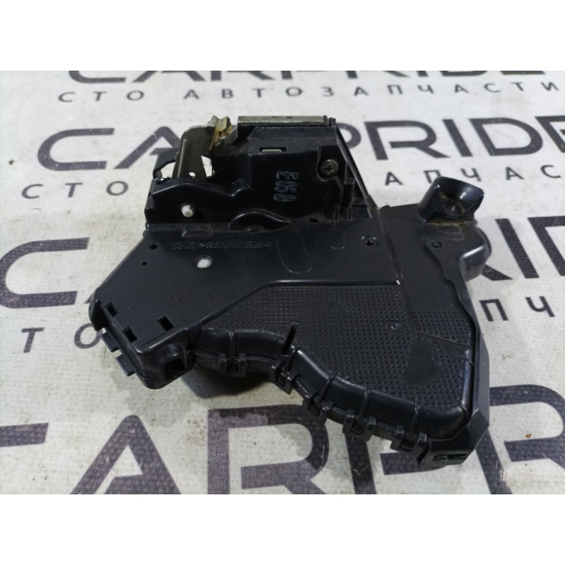 Замок двери (кузов и элементы) Hyundai Sonata LF 81320c1010