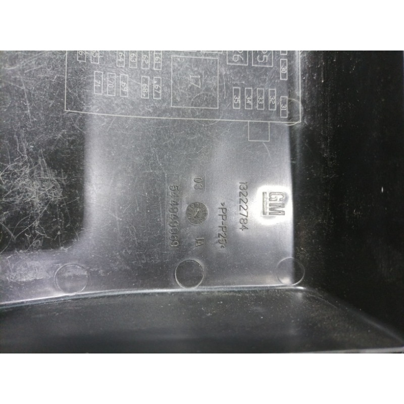 Крышка блока предохранителей (двигатель и элементы) Opel Insignia A 2010 2.0 DTH 13222784