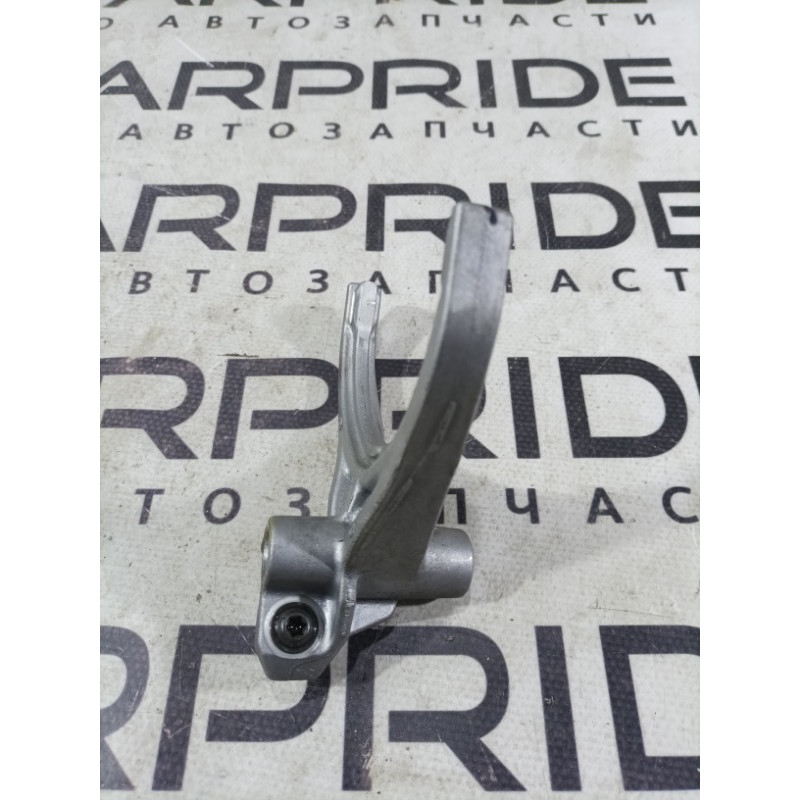 Вилка КПП (трансмиссия) Ford Focus MK3 2016 2.0 AE8Z7230D