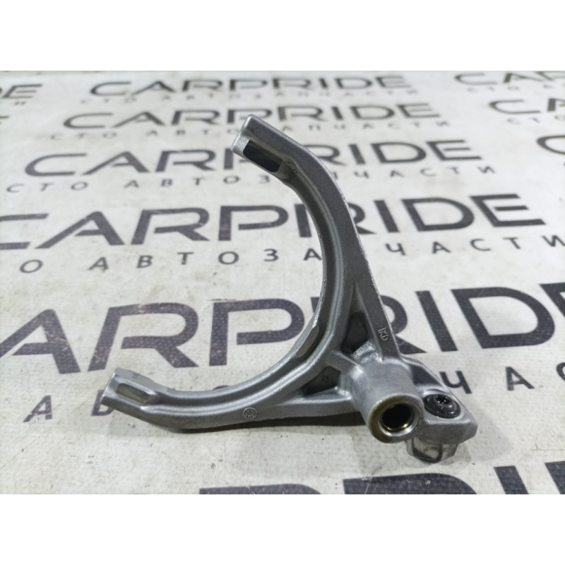 Вилка КПП (трансмиссия) Ford Focus MK3 2016 2.0 AE8Z7230D