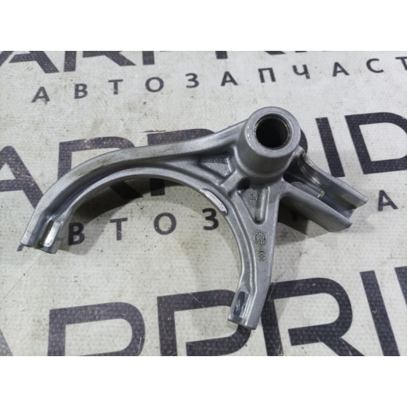 Вилка КПП (трансмиссия) Ford Focus MK3 2016 2.0 AE8Z7230C