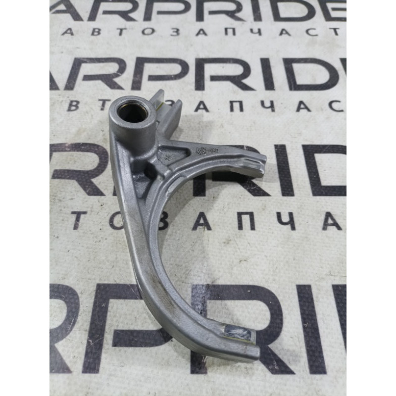 Вилка КПП (трансмиссия) Ford Focus MK3 2016 2.0 AE8Z7230C