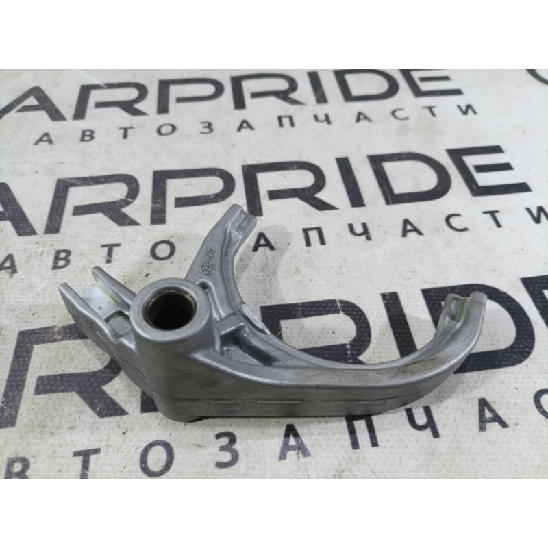 Вилка КПП (трансмиссия) Ford Focus MK3 2016 2.0 AE8Z7230C