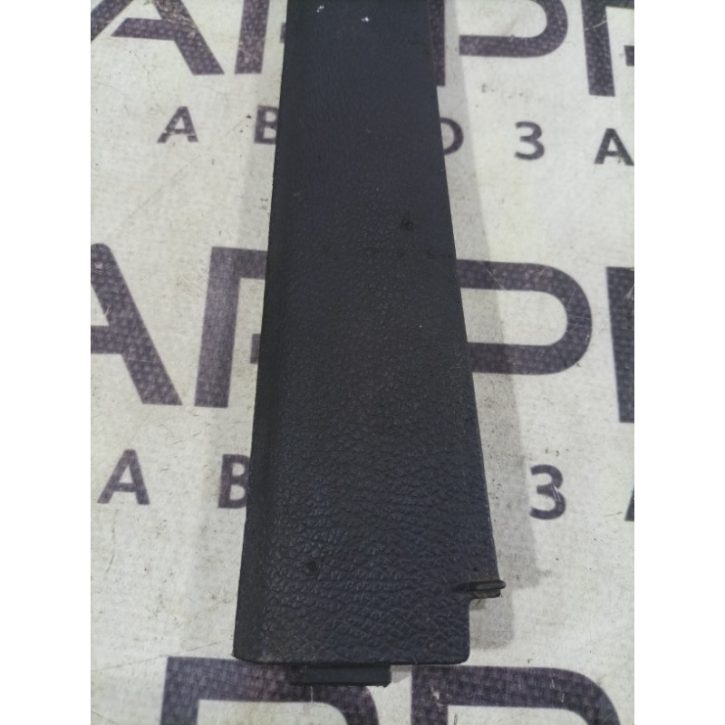 Обшивка Стойки (салон) Volkswagen Golf 1K 2004 2.0 BKD 1k0868223