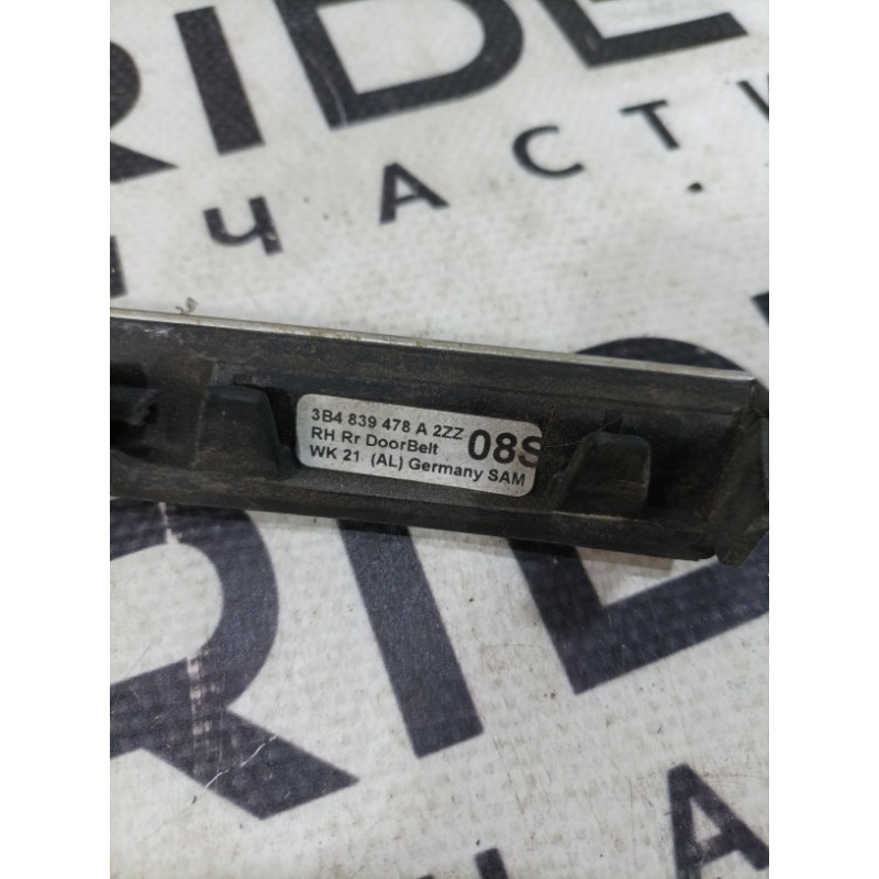 Молдинг скла (кузов і елементи) Volkswagen Passat B5 2003 1.9 TDI 3b4839478a