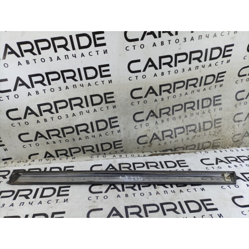 Молдинг двери внешний (кузов и элементы) BMW 7-series E32 1990 M70b50 51131969204