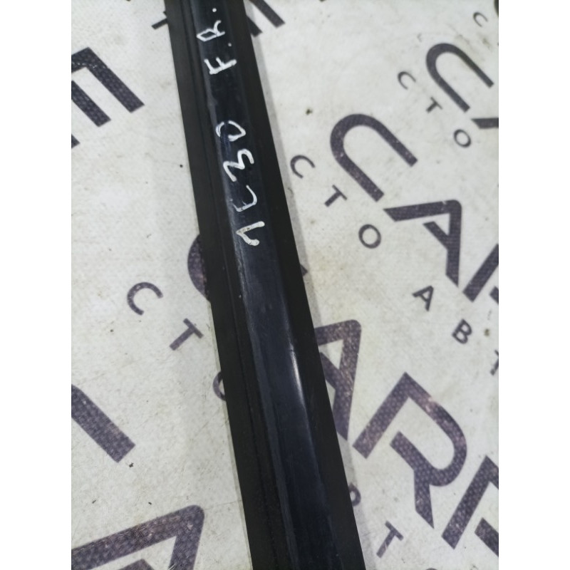 Молдинг двери внешний (кузов и элементы) BMW 3-series E30 M21d24 51131962462