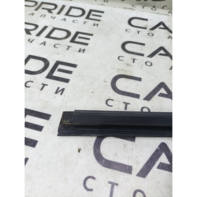 Молдинг стекла внутренний (наружные элементы кузова) Mercedes-Benz E-class W211 2006 3.2 M112.946