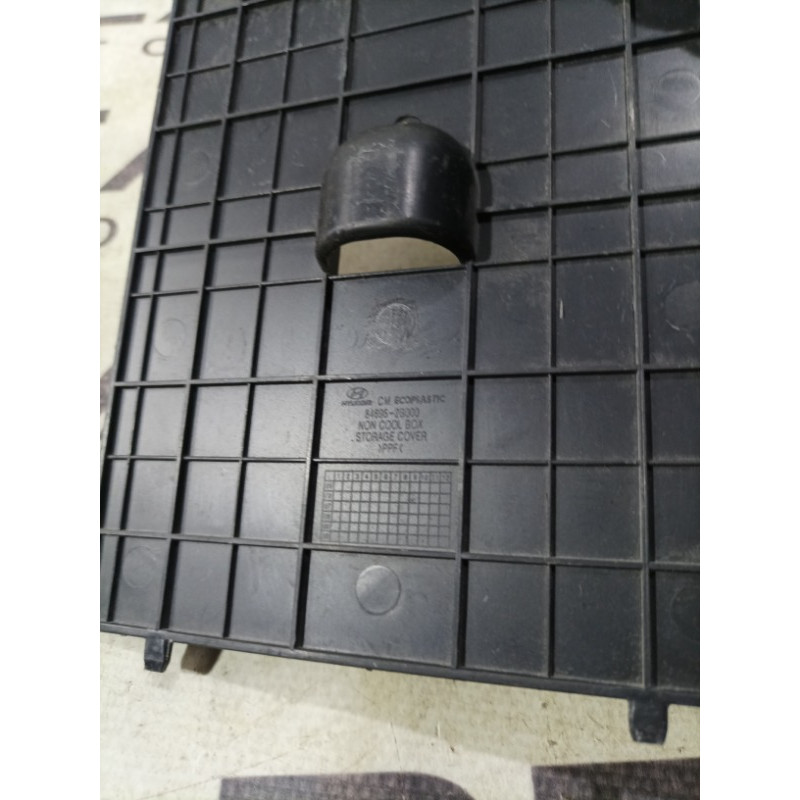 Накладка центральной консоли (салон) Hyundai Santa Fe CM 2009 2.2 CRDI 846952b000