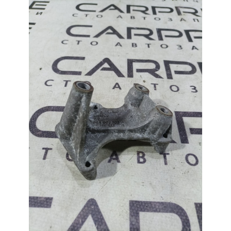 Кронштейн (двигатель и элементы) Volkswagen Jetta MK6 2011 2.0 06a903103a