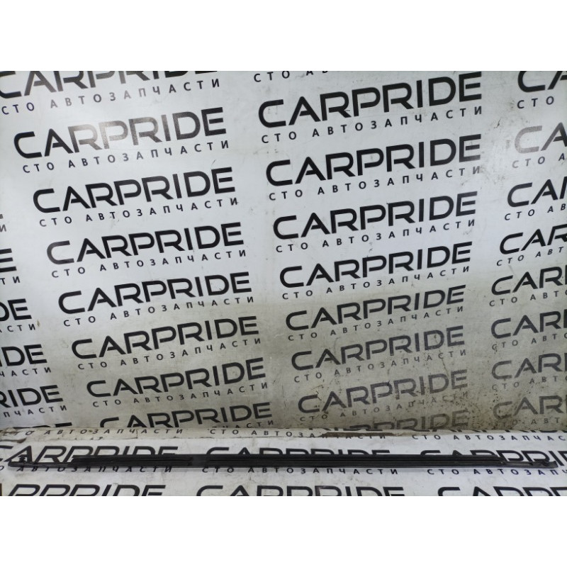 Молдинг стекла (кузов и элементы) Hyundai Santa Fe CM 2009 2.2 CRDI 832202B000