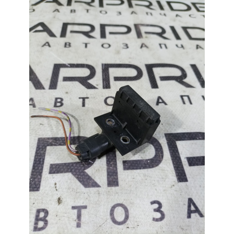 Датчик сигнализации (электрика / датчики) BMW 5-series E34 65758366218