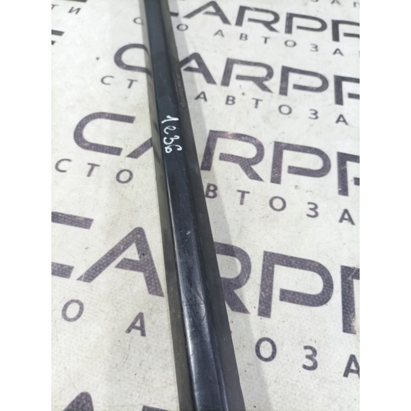 Молдинг двери внешний (кузов и элементы) BMW 3-series E36 M40B18 51131960733