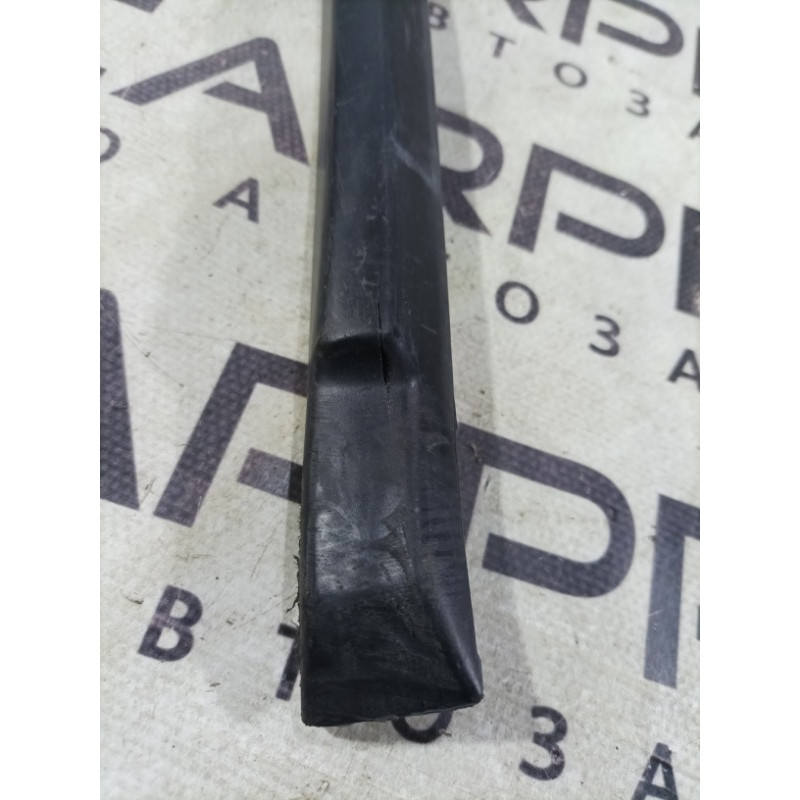 Молдинг двери внешний (кузов и элементы) BMW 3-series E36 M40B18 51131960734