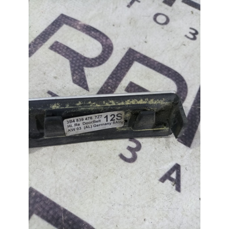 Молдинг скла (кузов і елементи) Volkswagen Passat B5 2003 1.9 TDI 3b4839476