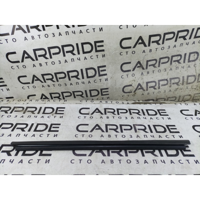 Молдинг стекла внутренний (наружные элементы кузова) Mercedes-Benz E-class W211 2006 3.2 M112.946