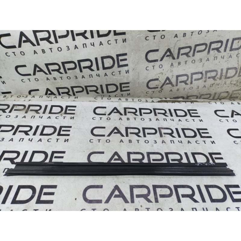 Молдинг стекла внутренний (наружные элементы кузова) Mercedes-Benz E-class W211 2006 3.2 M112.946