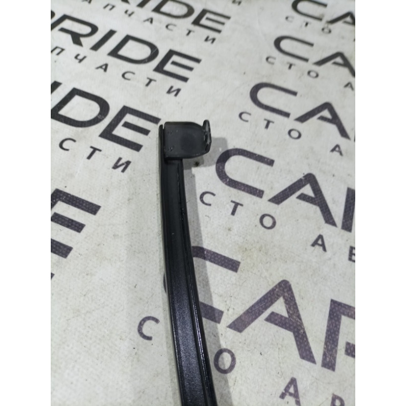 Направляющая стекла двери (кузов и элементы) Lexus RX XU30 2007 3.0 1MZ-FE