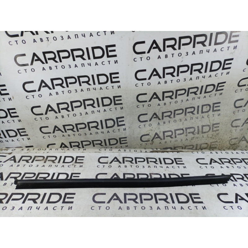 Молдинг стекла внутренний (наружные элементы кузова) Opel Insignia A 2012 2.0 DTH 13228099