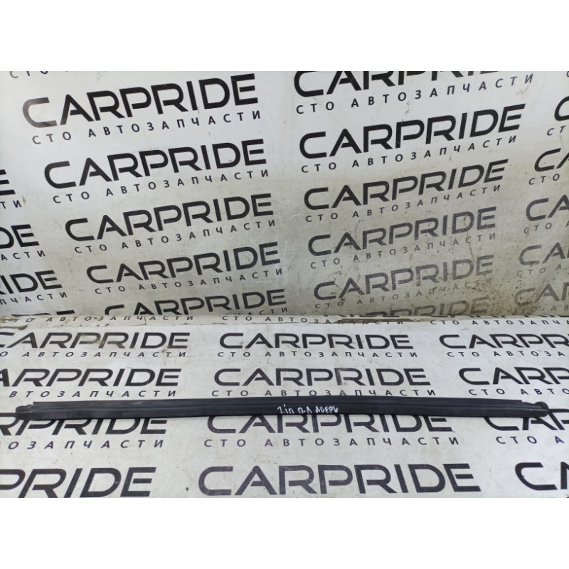 Молдинг стекла внутренний (наружные элементы кузова) Opel Insignia A 2012 2.0 DTH 13228099