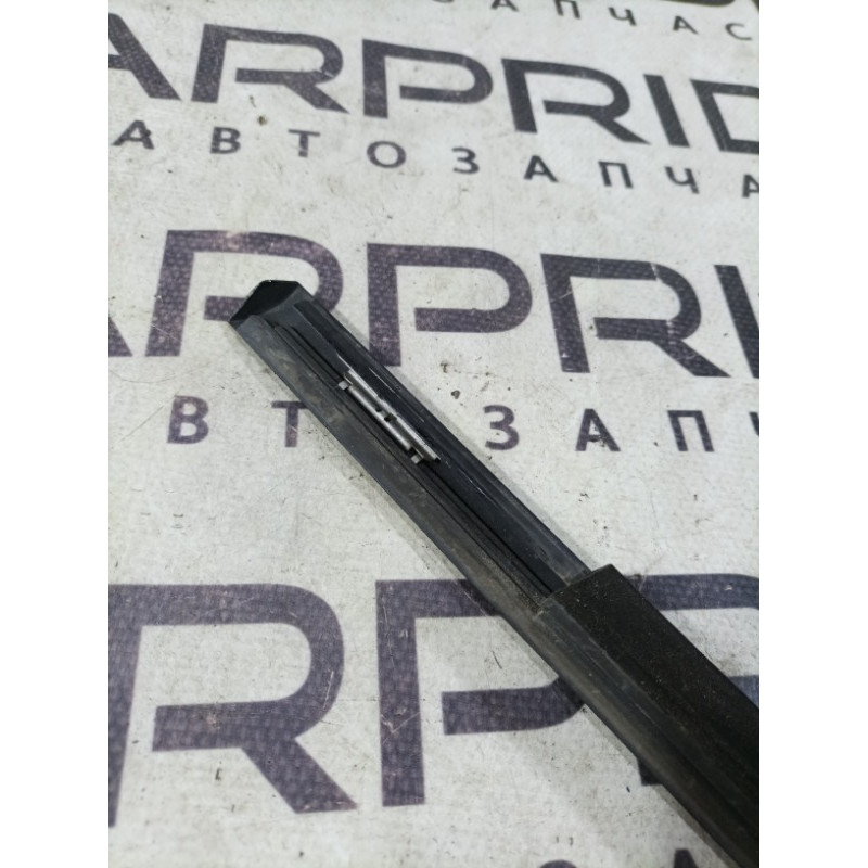 Молдинг стекла (кузов и элементы) BMW X5 E53 M57d30 51348257704