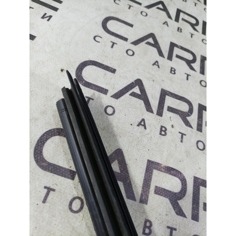 Молдинг стекла внутренний (наружные элементы кузова) BMW 5-series F10 51357230844