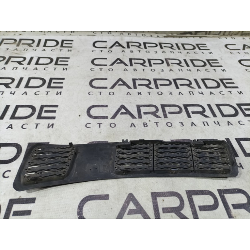 Решетка обдува лобового стекла (салон) BMW 3-series E30 M21d24 51131904572