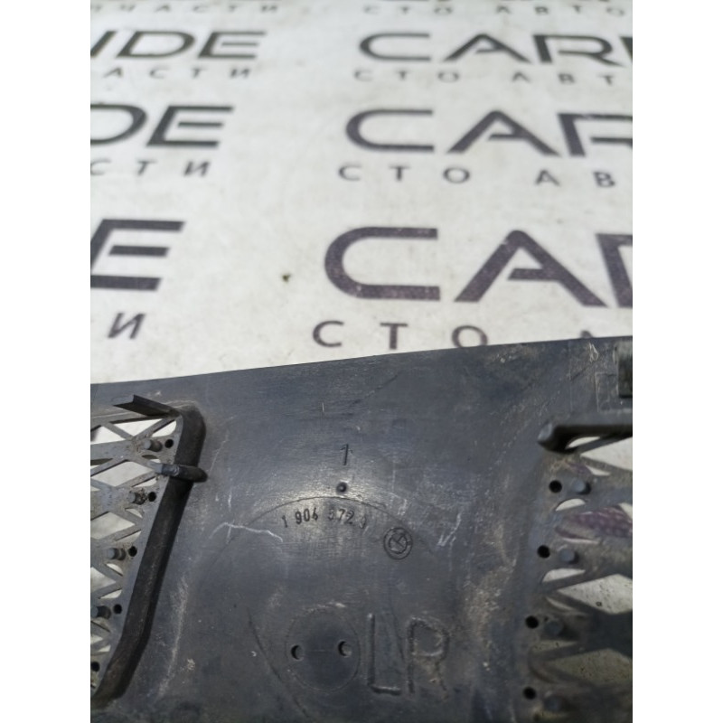 Решетка обдува лобового стекла (салон) BMW 3-series E30 M21d24 51131904572