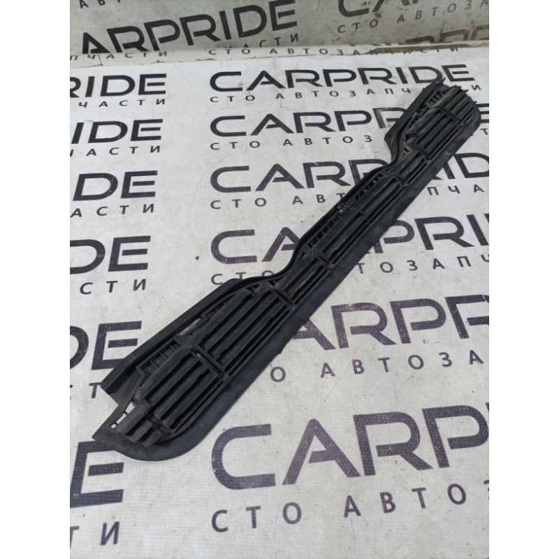 Решетка обдува лобового стекла (салон) BMW 3-series E36 1996 M43b16 51131977679