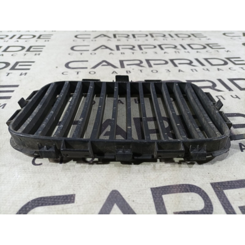 Решетка радиатора (наружные элементы кузова) BMW 3-series E36 51138122238