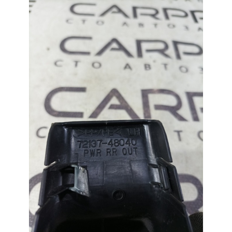 Заглушка сидения (салон) Lexus RX XU30 2007 3.0 1MZ-FE 7213748040