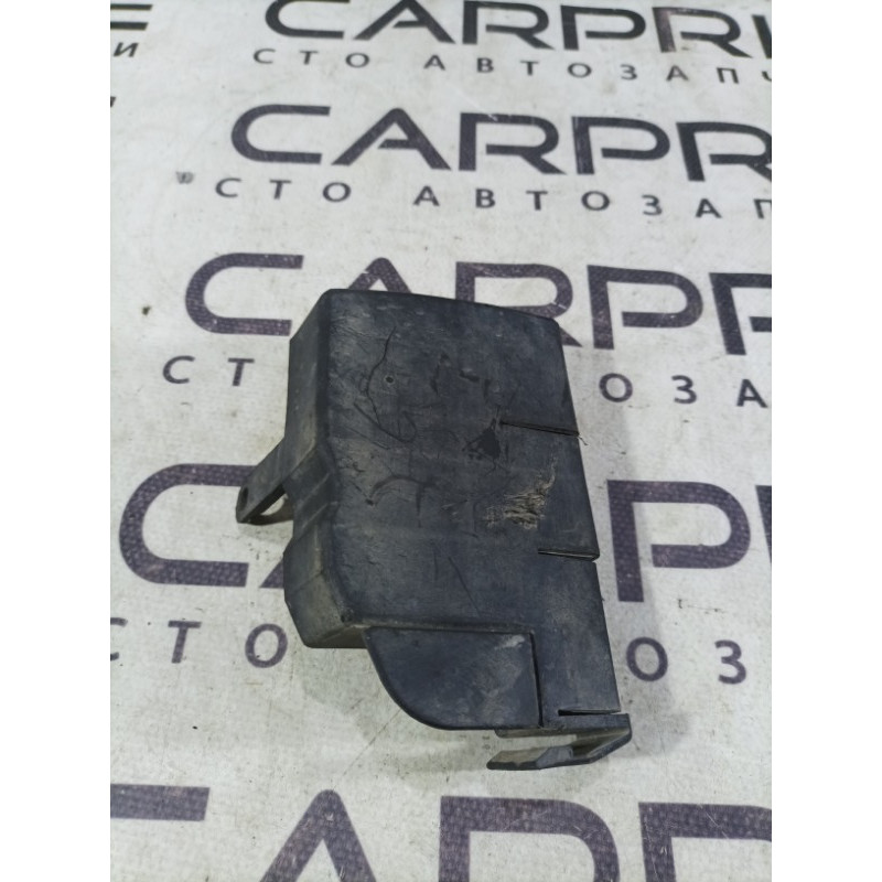 Кронштейн усилителя бампера (стекла и зеркала) BMW 5-series E34 51118148451