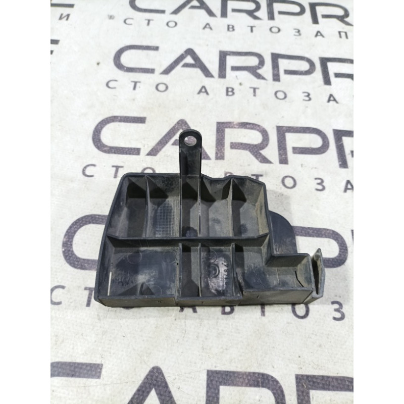 Кронштейн усилителя бампера (стекла и зеркала) BMW 5-series E34 51118148451