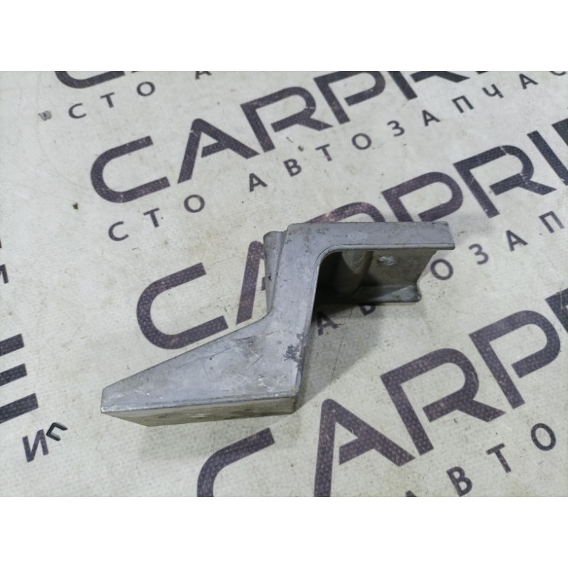 Кронштейн (двигатель и элементы) AUDI A6 C5 2001 2.5 AKE 4b9813383a