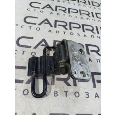 Петля двери