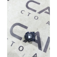 Кнопка открытия лючка топливного бака