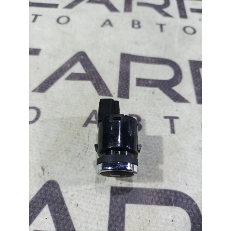 Кнопка открытия лючка топливного бака (электрика / кнопки) Jeep Cherokee KL 2014 3.2 68141862ab