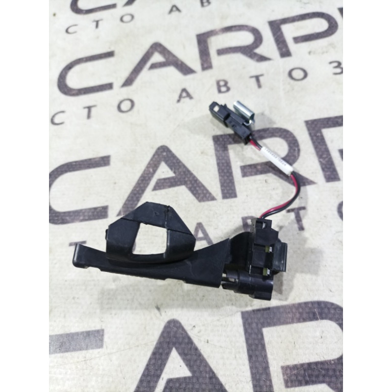 Подсветка ручки (электрика) Jeep Cherokee KL 2014 3.2 68183701aa