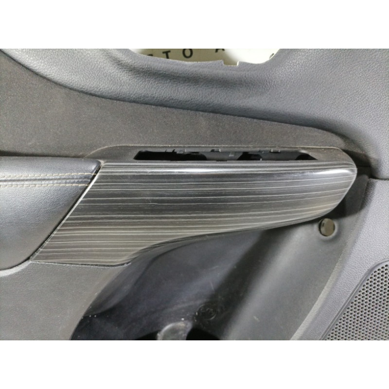 Дверная карта (салон) Jeep Cherokee KL 2014 3.2 1UJ171X9AA