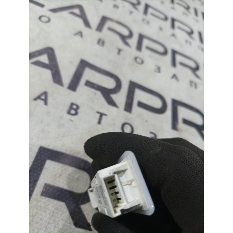 Плафон карты двери (электрика) BMW 3-series F30 2014 N20B20 63319219490