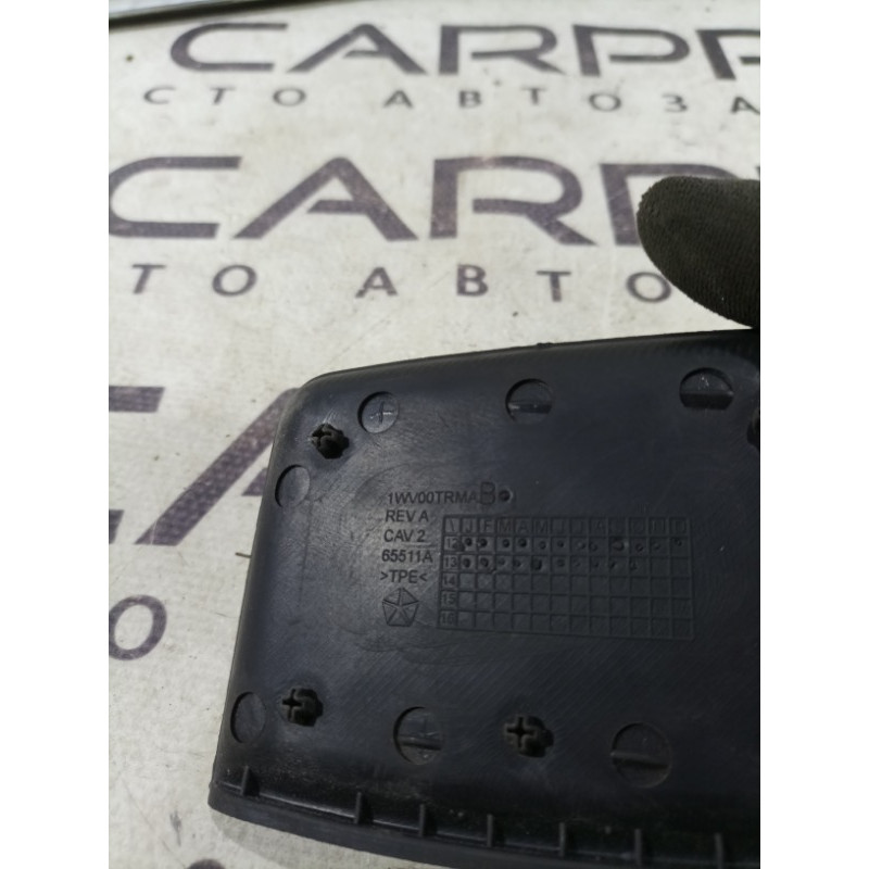 Коврик центральной консоли (салон) Dodge Dart PF 2014 2.4 65511a